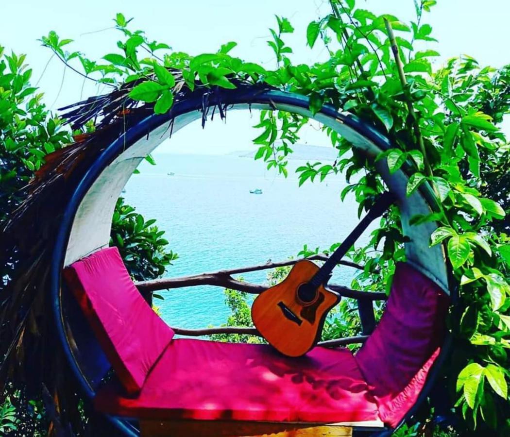 The Cliff Hostel, M'Pay Bay Koh Rong Sanloem Esterno foto