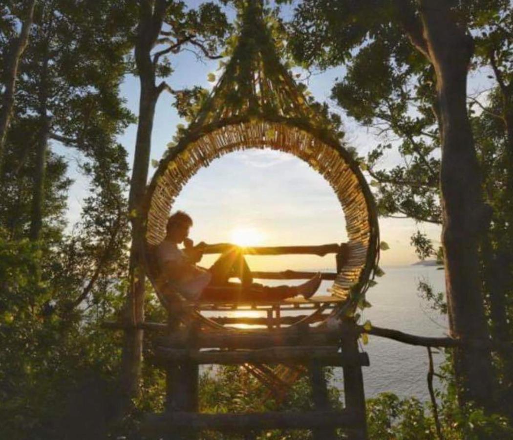 The Cliff Hostel, M'Pay Bay Koh Rong Sanloem Esterno foto